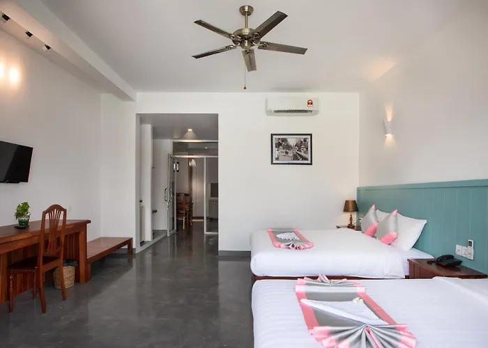 Phimean Hotel 4*